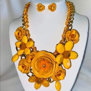 Chunky Bright Floral Statement Necklace Set